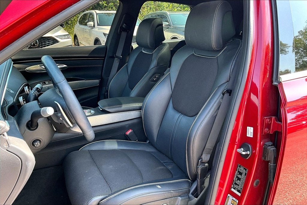 2024 Genesis GV70 2.5T