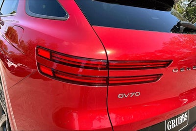 2024 Genesis GV70 2.5T