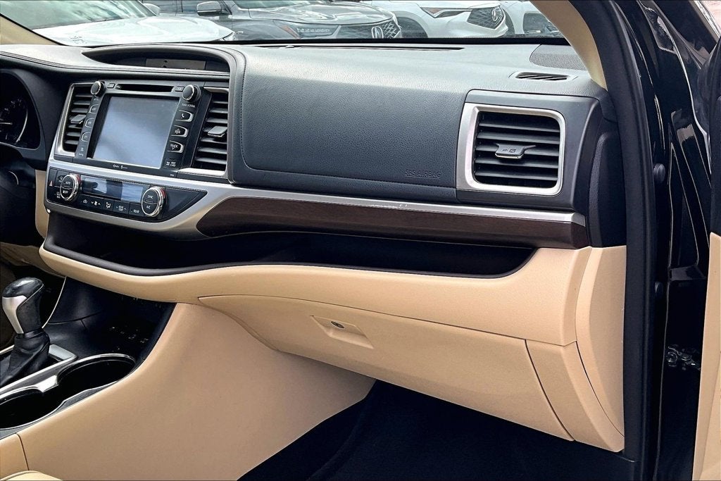 2015 Toyota Highlander Limited Platinum V6