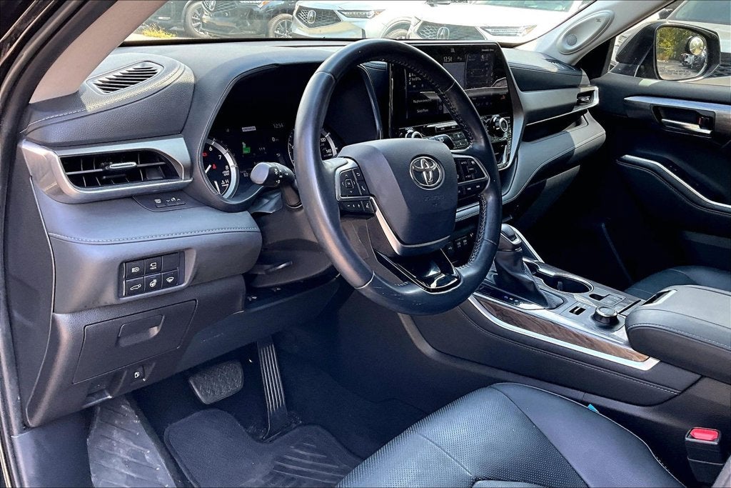 2021 Toyota Highlander Limited