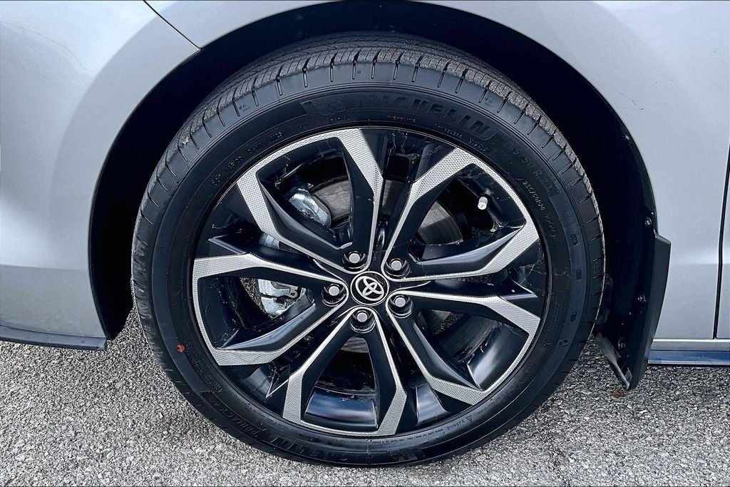 2025 Toyota Sienna Platinum 7 Passenger