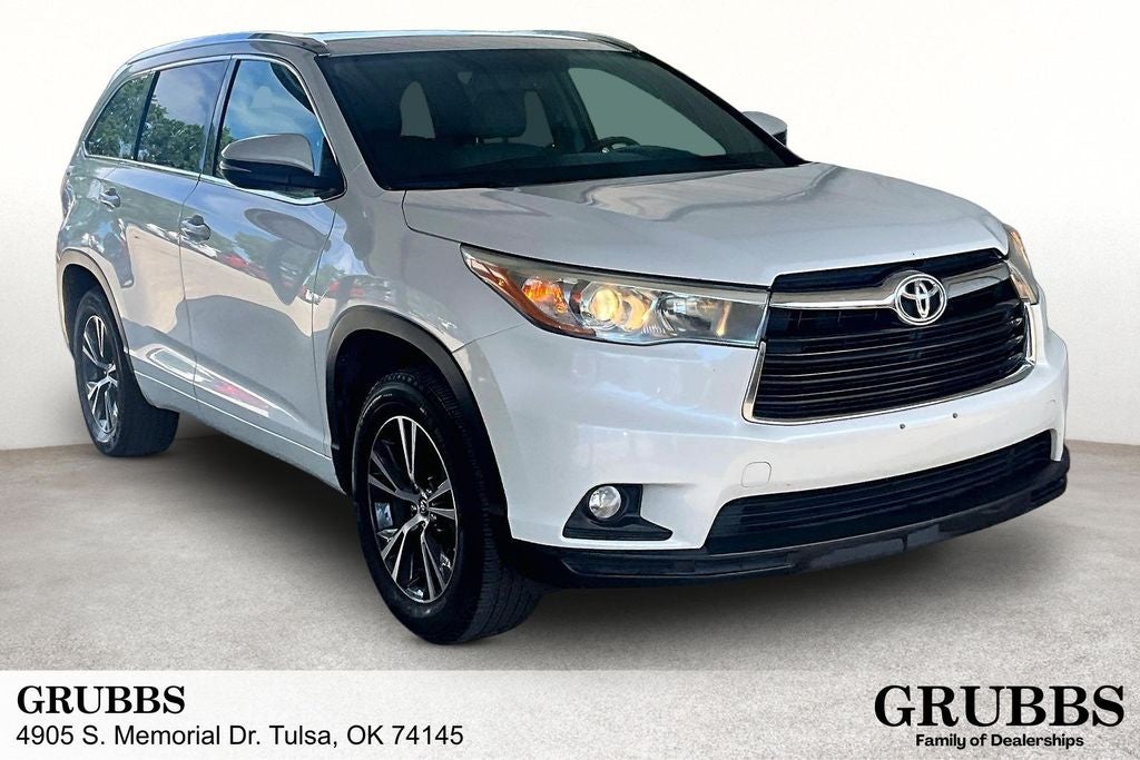 2016 Toyota Highlander XLE V6