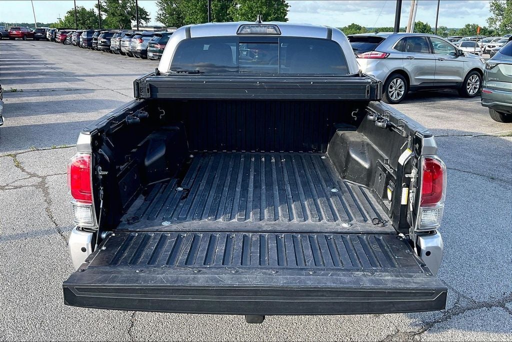 2017 Toyota Tacoma Limited V6