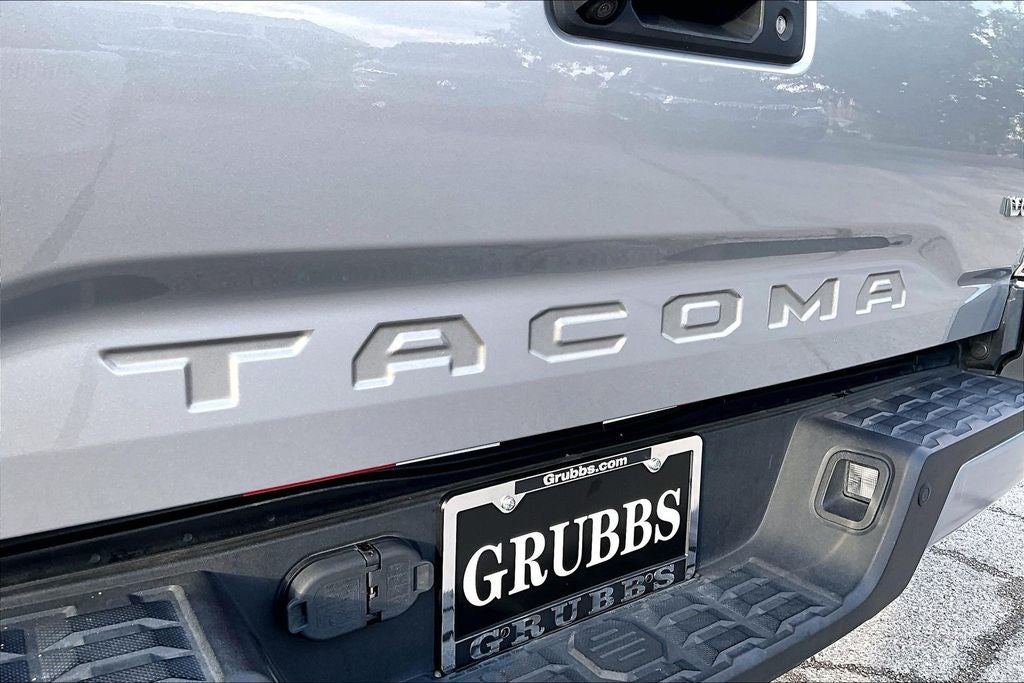 2017 Toyota Tacoma Limited V6