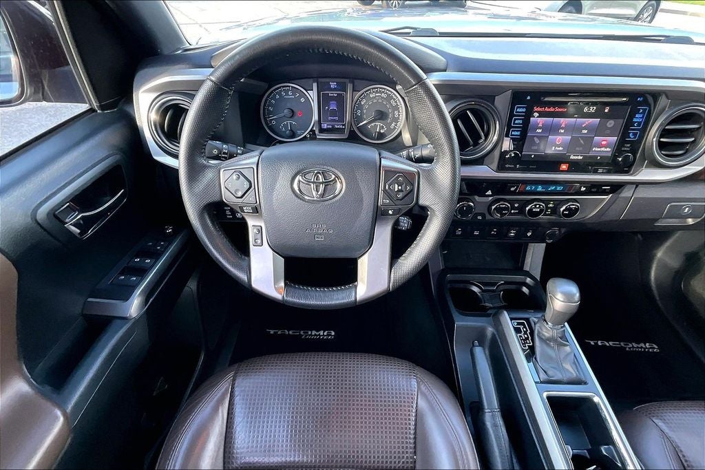 2017 Toyota Tacoma Limited V6