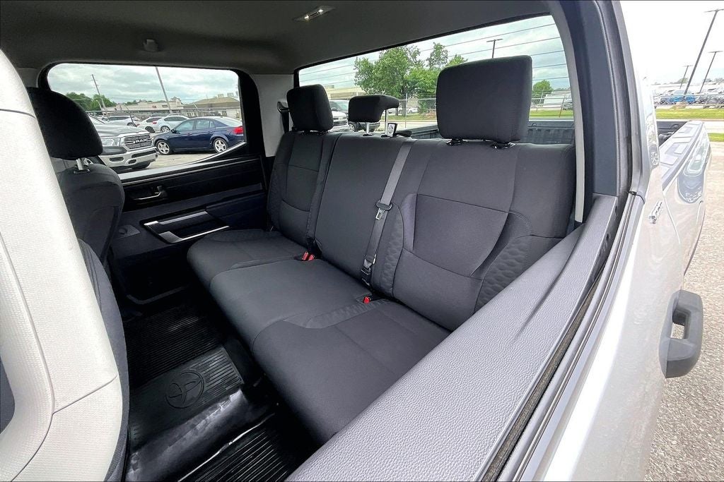 2024 Toyota Tundra SR5
