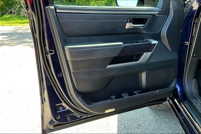 2023 Toyota Tundra Hybrid Platinum