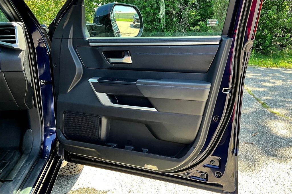 2023 Toyota Tundra Hybrid Platinum