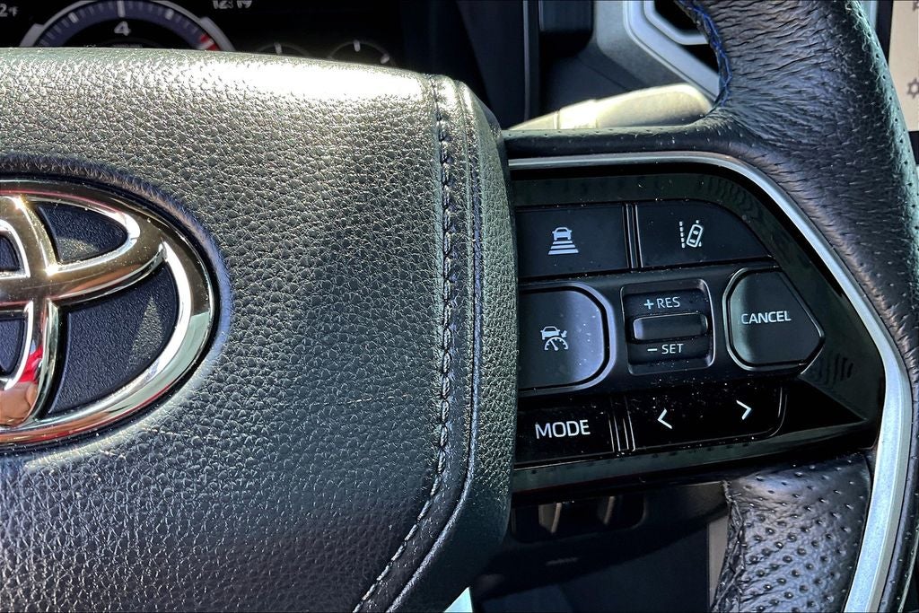 2023 Toyota Tundra Hybrid Platinum