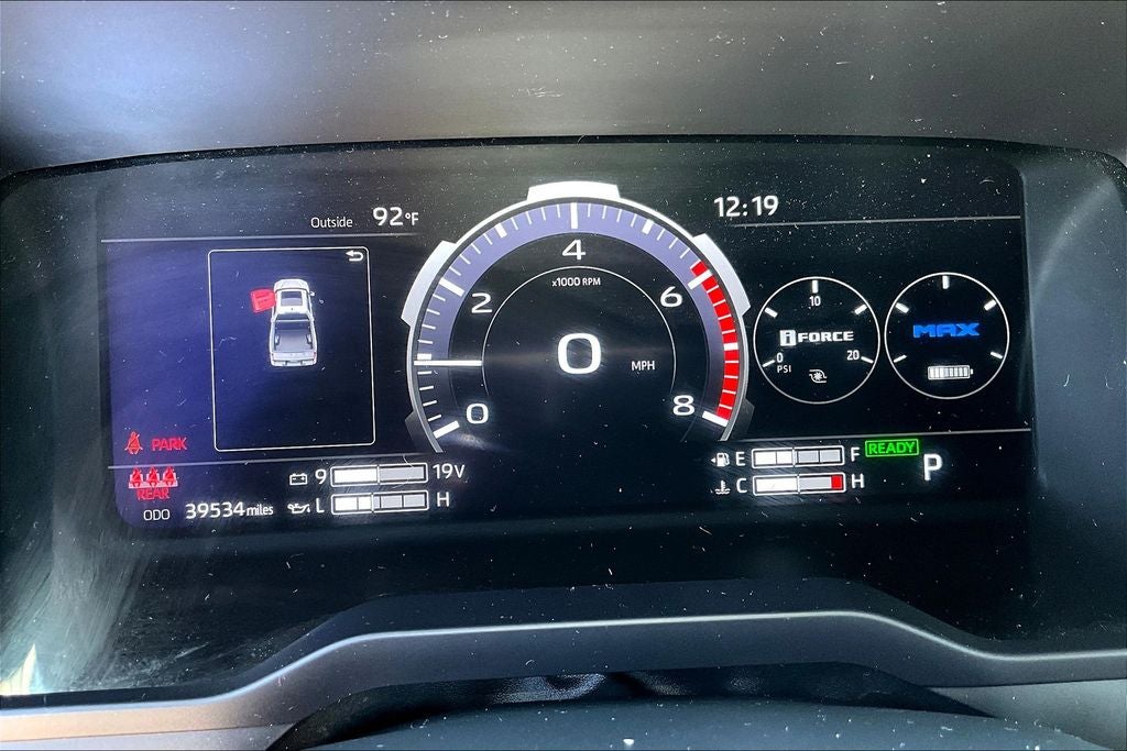 2023 Toyota Tundra Hybrid Platinum