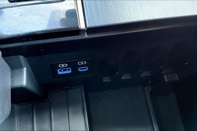 2023 Toyota Tundra Hybrid Platinum