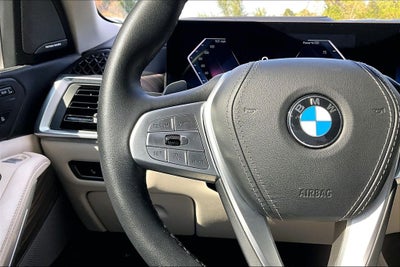2025 BMW X7 xDrive40i