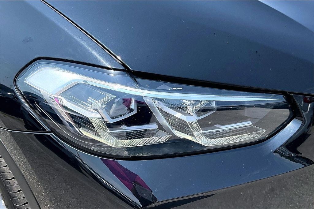 2022 BMW X4 xDrive30i