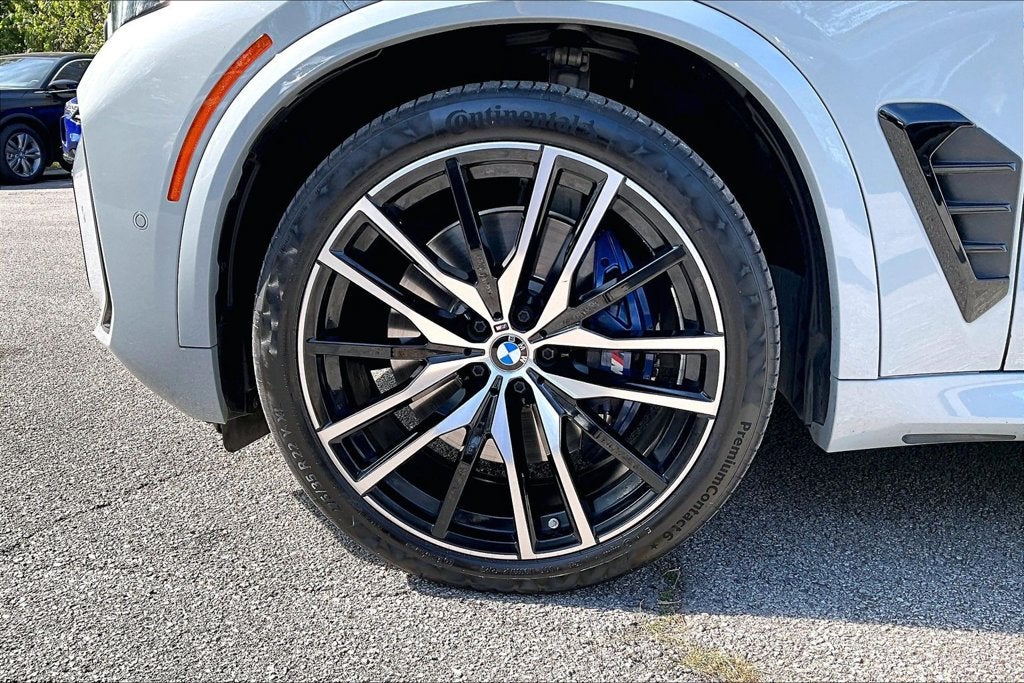 2024 BMW X5 M60i