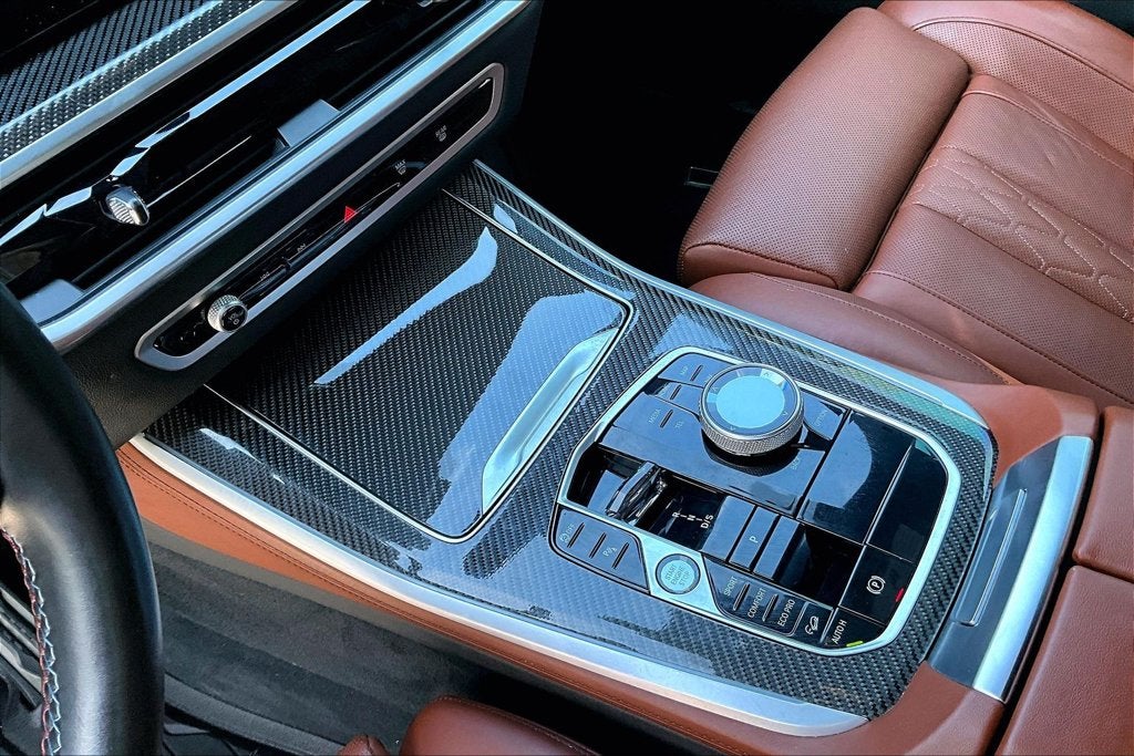 2024 BMW X5 M60i