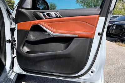 2024 BMW X5 M60i