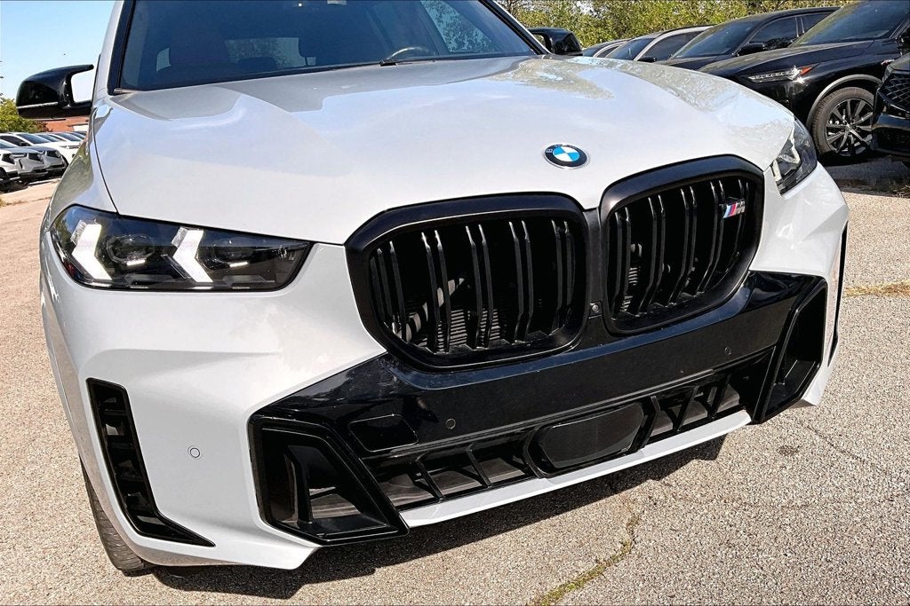 2024 BMW X5 M60i