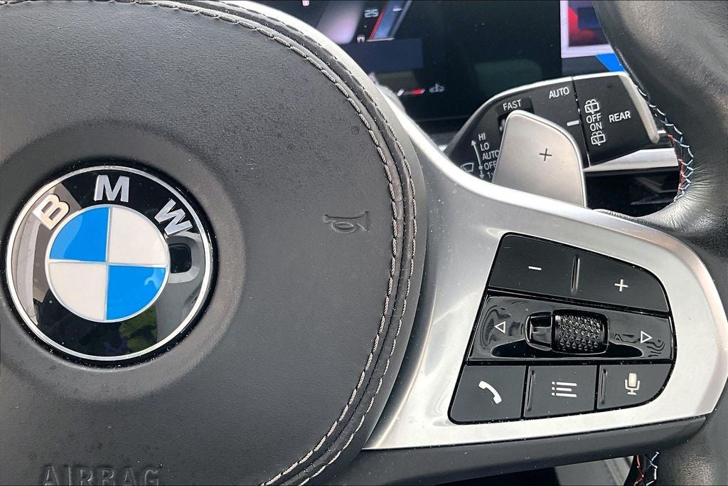 2024 BMW X5 M60i