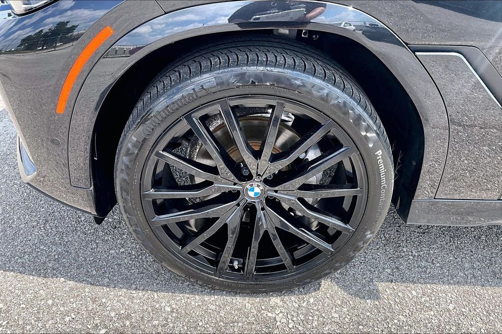 2022 BMW X6 xDrive40i