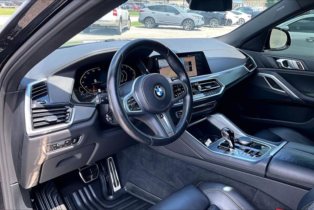 2022 BMW X6 xDrive40i