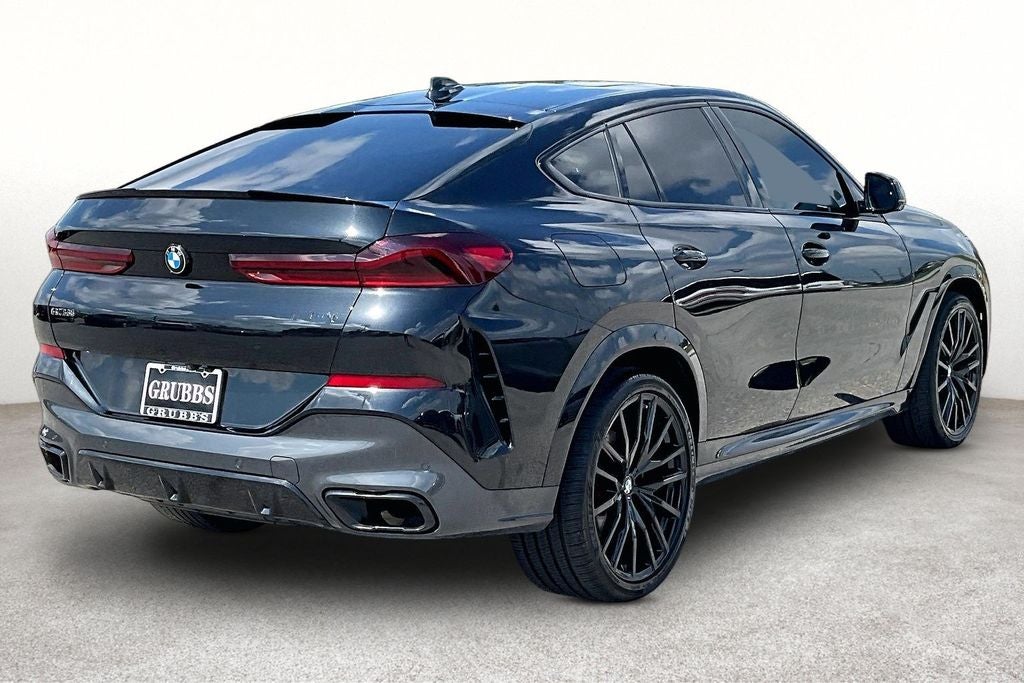 2022 BMW X6 xDrive40i