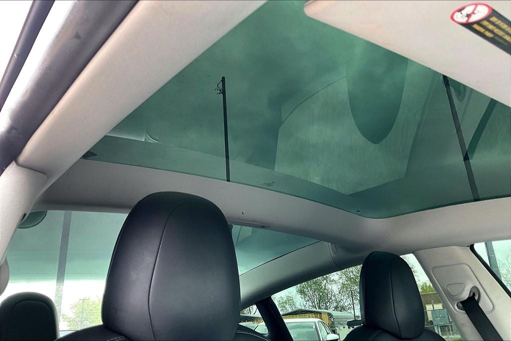 2022 Tesla Model 3 Base