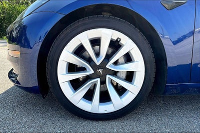 2022 Tesla Model 3 Base