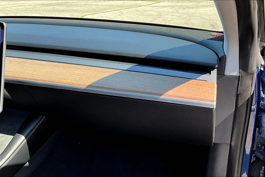 2022 Tesla Model 3 Base