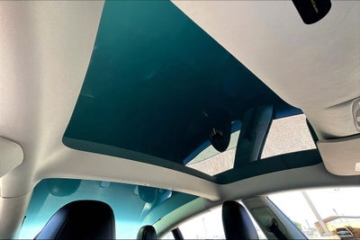 2022 Tesla Model 3 Base