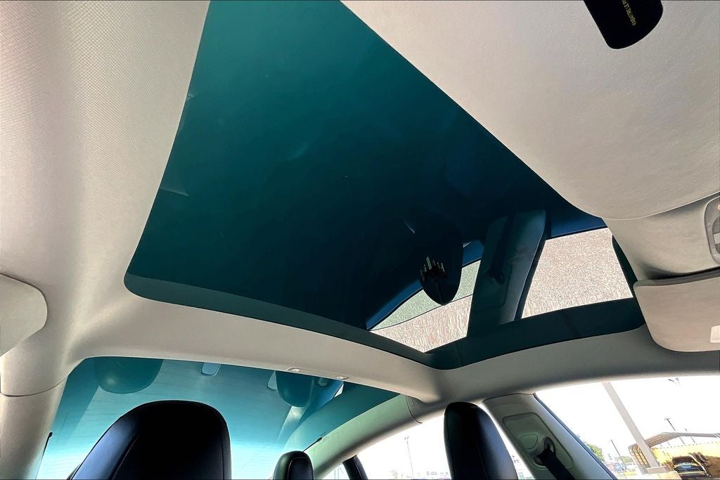 2022 Tesla Model 3 Base