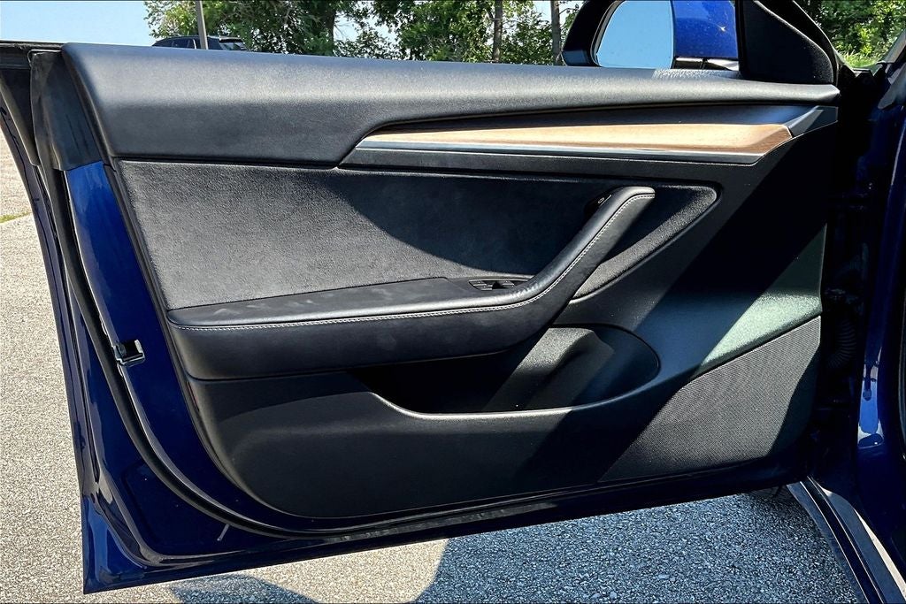 2022 Tesla Model 3 Base