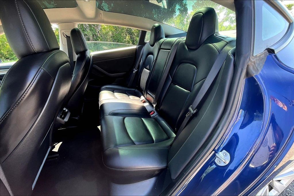 2022 Tesla Model 3 Base