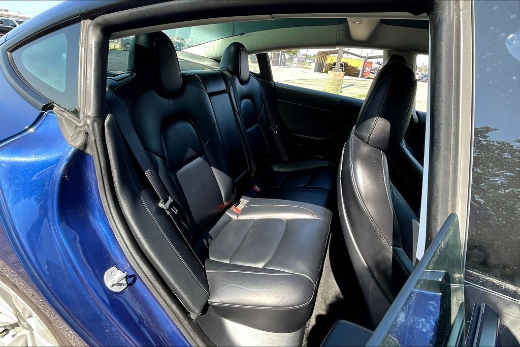 2022 Tesla Model 3 Base