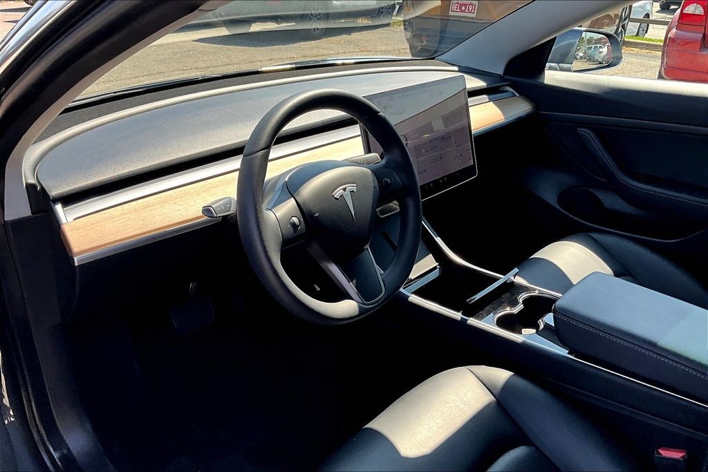2020 Tesla Model 3 Standard Range Plus