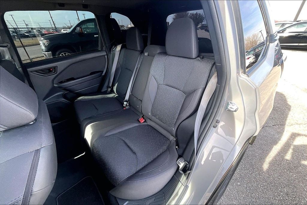 2025 Subaru Forester Premium