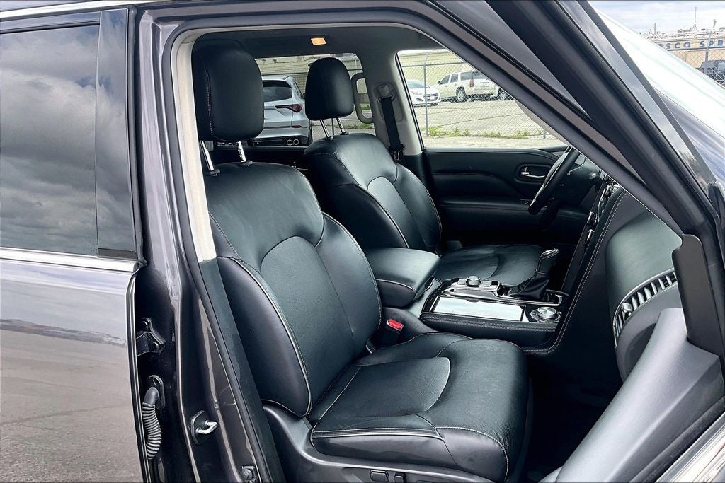 2024 INFINITI QX80 LUXE