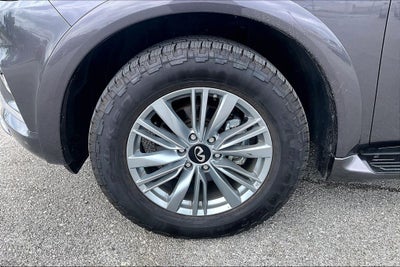2024 INFINITI QX80 LUXE