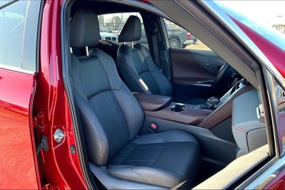 2024 Toyota Venza LE