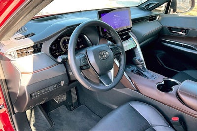 2024 Toyota Venza LE