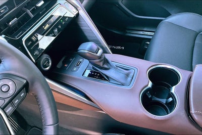 2024 Toyota Venza LE
