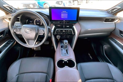 2024 Toyota Venza LE