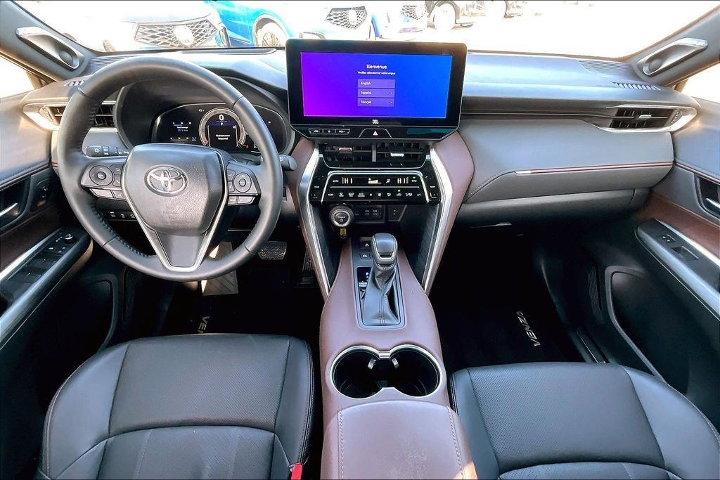 2024 Toyota Venza LE
