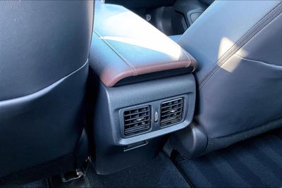 2024 Toyota Venza LE