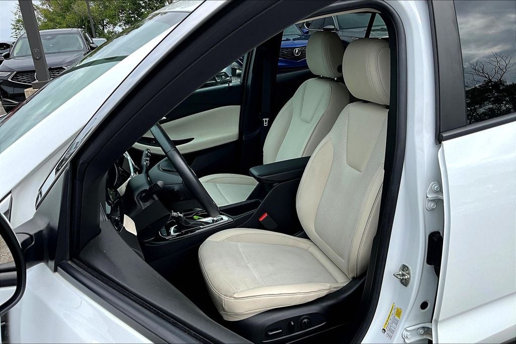 2022 Buick Encore GX Select