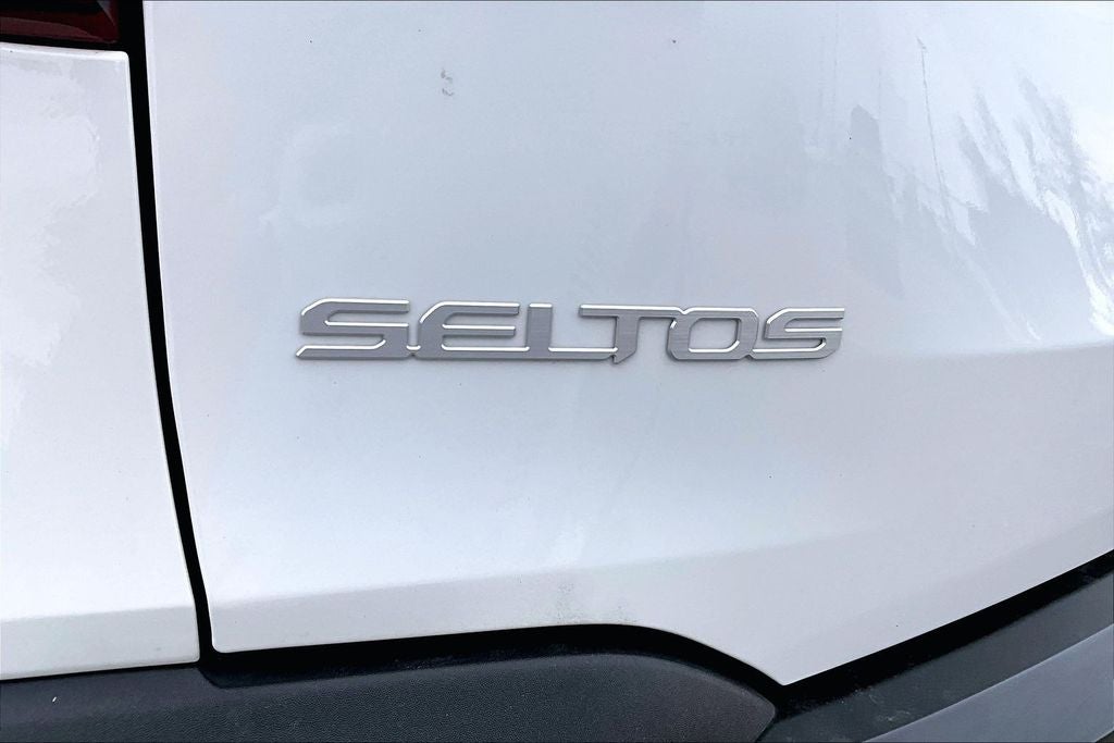 2025 Kia Seltos EX