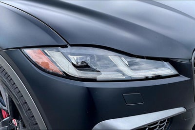 2021 Jaguar F-PACE SVR