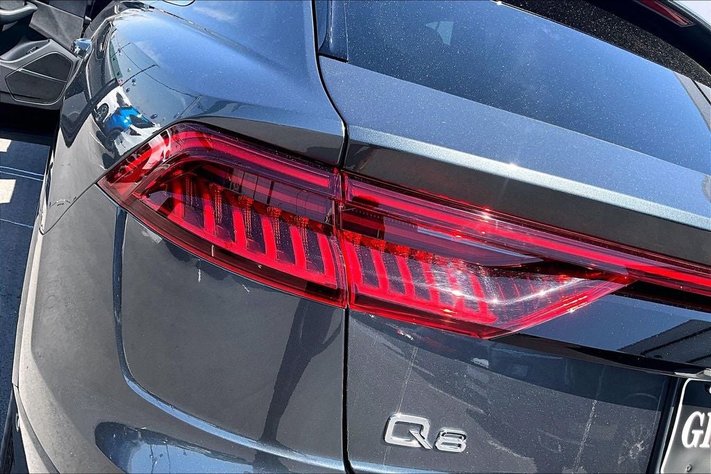 2021 Audi Q8 55 Prestige quattro