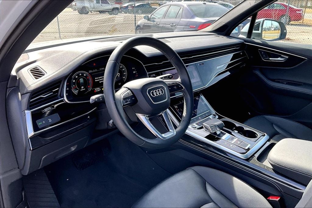 2025 Audi Q7 55 Premium Plus quattro