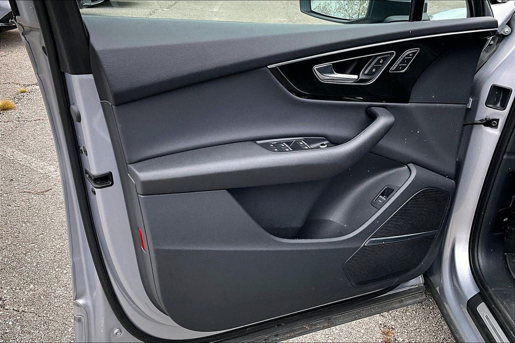 2022 Audi Q7 55 Premium Plus quattro