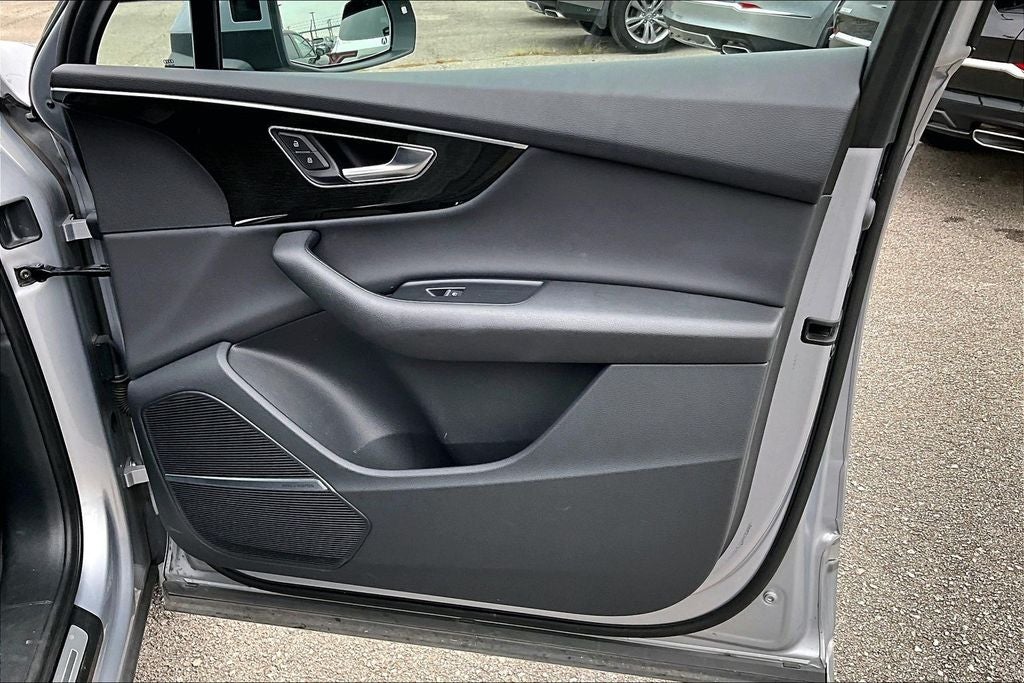 2022 Audi Q7 55 Premium Plus quattro